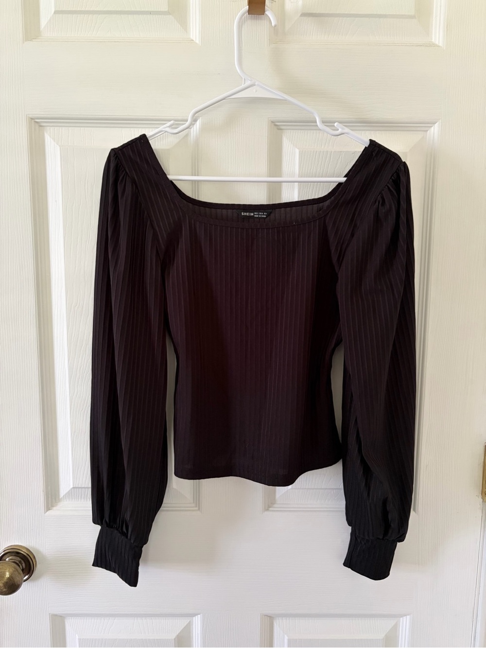 SHEIN Black Long-Sleeve Square Neck Top With Puff Sleeves